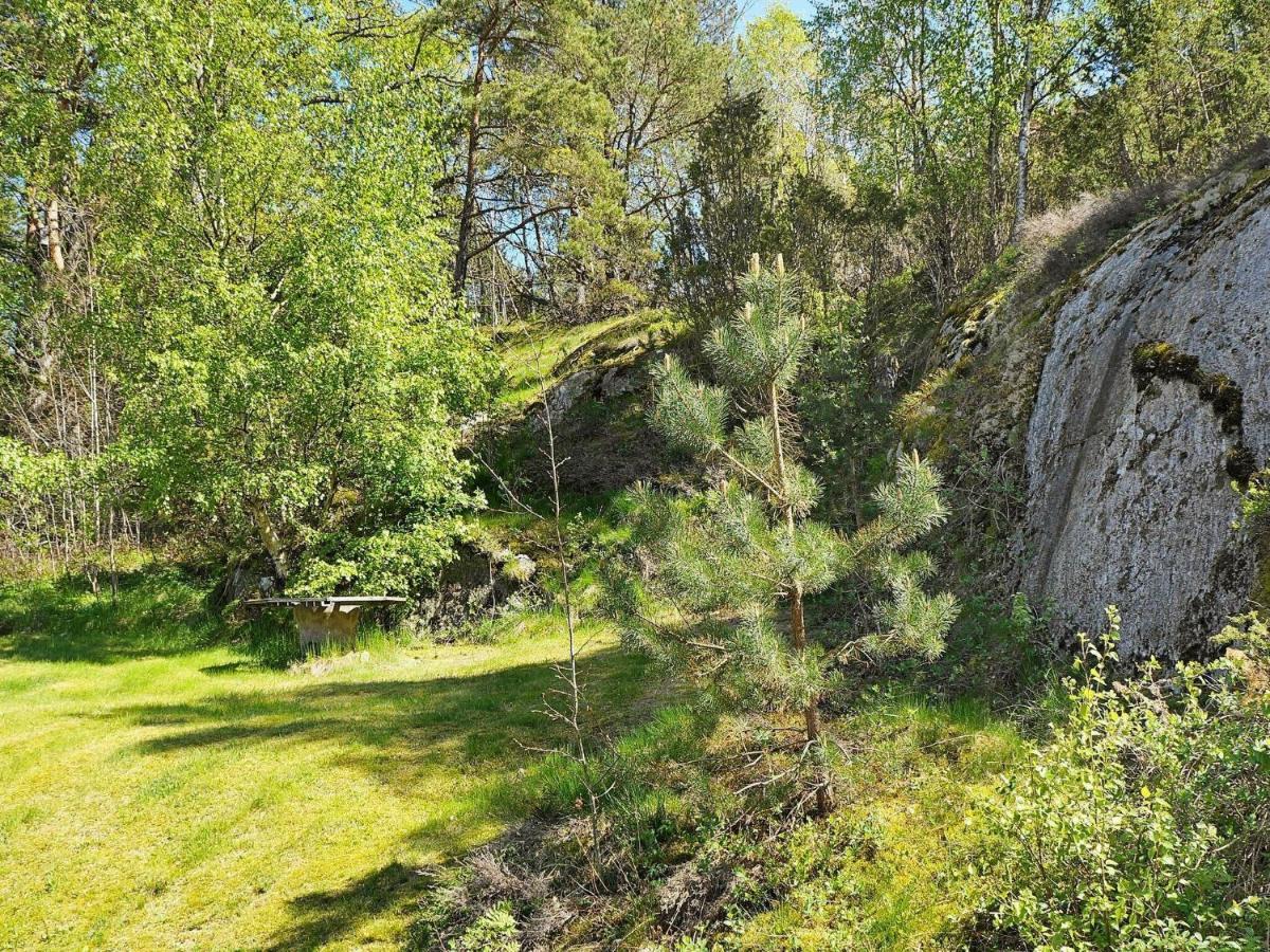 4 Person Holiday Home In Hen N Nösund Eksteriør billede