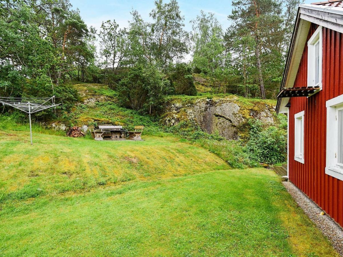 4 Person Holiday Home In Hen N Nösund Eksteriør billede